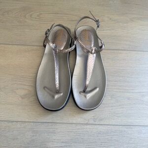 Sam Edelman Naomi Clay Silver Slip On Open Toe Adjustable Ankle Straps Sandals 9